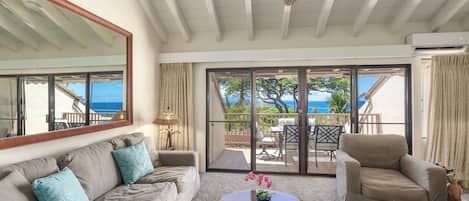 Appart'hÎtel, plusieurs lits, balcon, vue océan (Maui Kamaole G-202) | Coin séjour