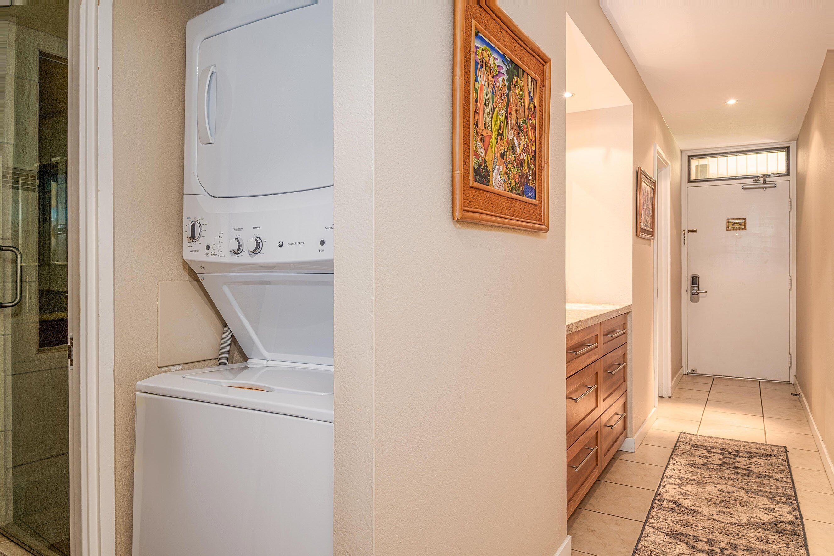 Condo, 1 King Bed with Sofa bed, Balcony, Garden View (Kamaole Sands 5-303) | Laundry