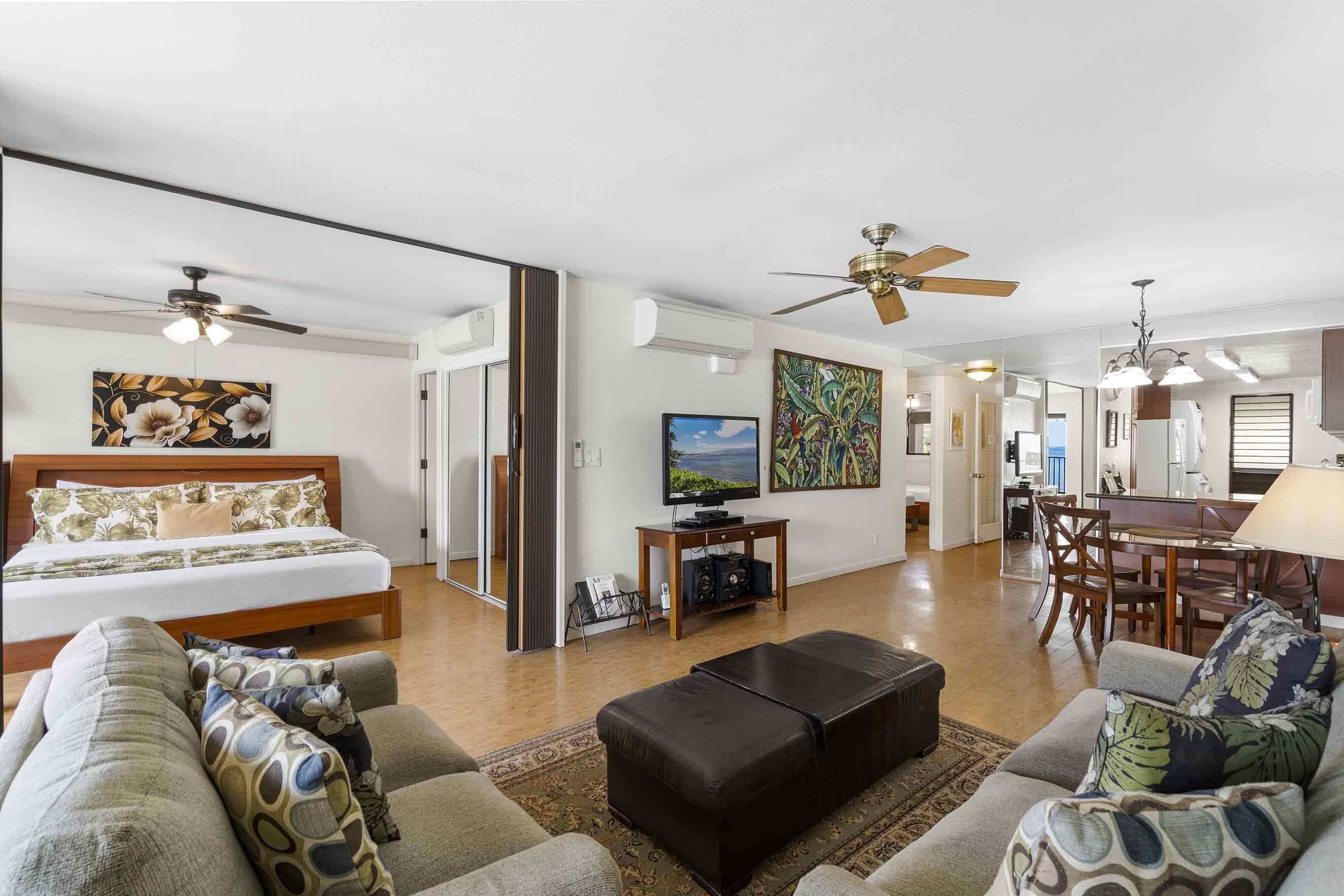 Condo, Multiple Beds, Balcony, Ocean View (Lauloa 410) | 2 bedrooms, individually decorated, individually furnished, bed sheets