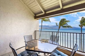 Condo, Berbilang Katil, Balcony, Ocean View (Lauloa 410) | Tempat makan luar