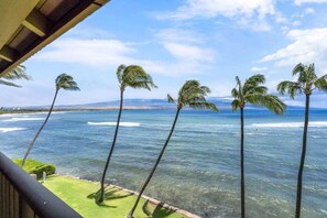 Apartamento, varias camas, balcón, vistas al mar (Lauloa 410) | Vistas desde la habitación