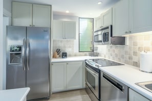 Luxurious Oceanfront Condo at Wailea Elua Village - Unit 1201, Central ...