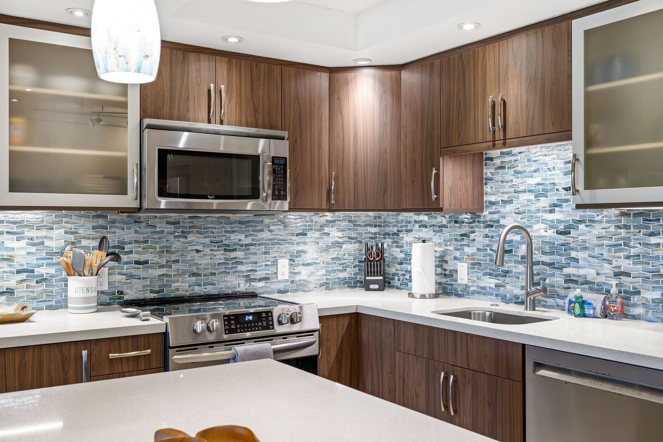 Apartment, 1 King-Bett, Balkon, Meerblick (Kamaole Sands 10-113) | Eigene Küche