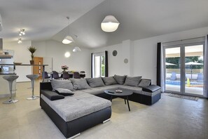 TV, ping pong - Villa Lu (74206-K1) - Vodnjan (Vodnjan)