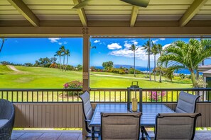 Outdoor dining - Wailea Ekolu 1204 - Modern Ocean View Condo w/ Large Lanai, King Bed, & Split AC (Kihei)
