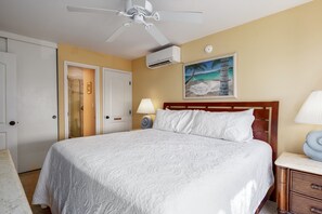 Condo, 1 King Bed with Sofa bed, Balcony, Ocean View (Kamaole Sands 4-306) | 1 bedroom, individually decorated, individually furnished, bed sheets