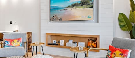 Condo, Multiple Beds, Balcony, Ocean View (Kamaole Sands 4-411) | Interior