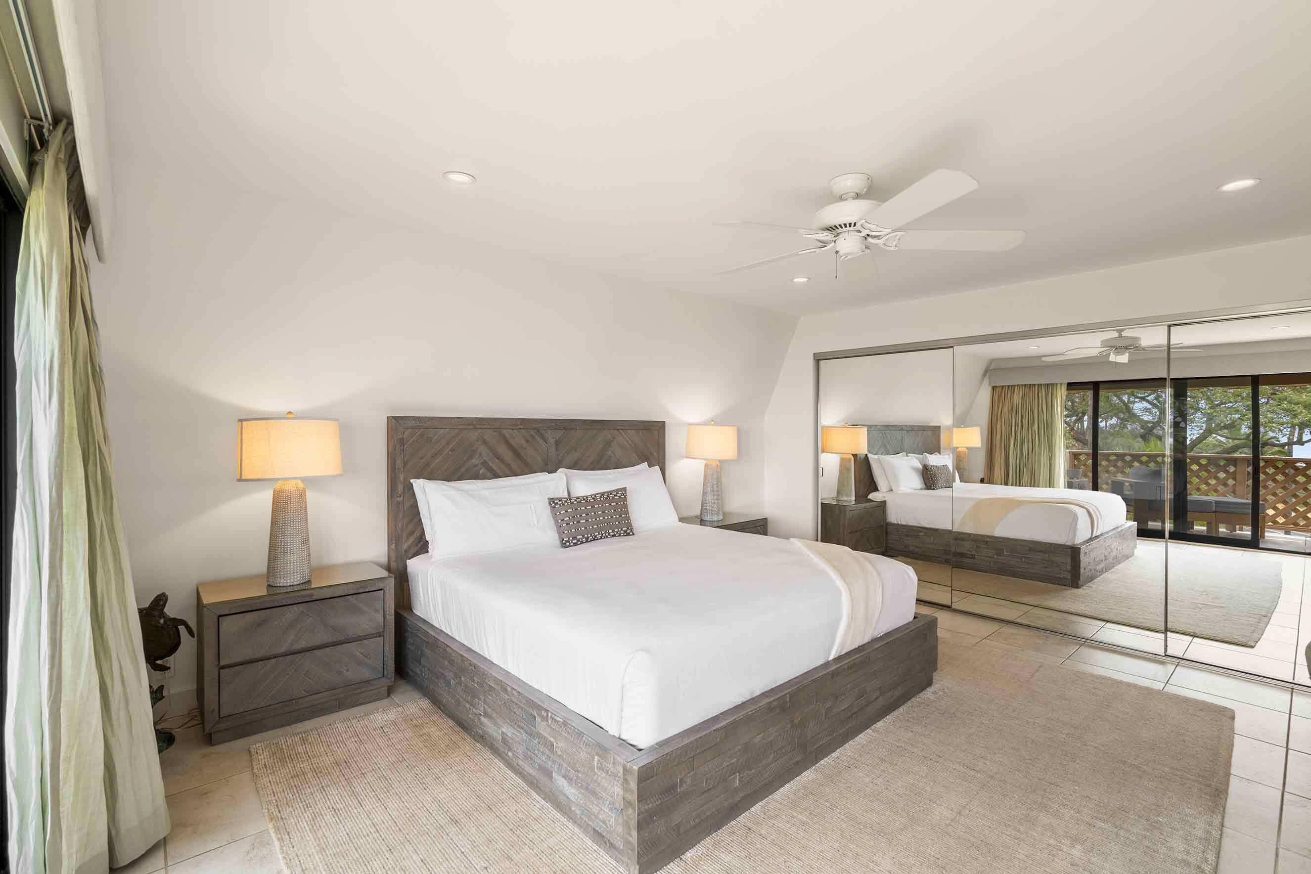 Lejlighed - flere senge - balkon - havudsigt (Maui Kamaole A-206) | 2 soveværelser, individuelt design, individuel indretning, sengetøj