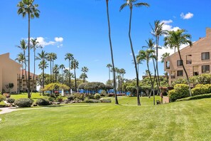 Exterior - Kamaole Sands 7-109 - Romantic Getaway, Beautiful Renovation, Large Lanai, & AC! (Kihei)