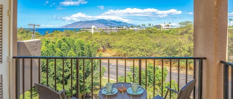 Condo, Multiple Beds, Patio, Ocean View (Kamaole Sands 4-407) | Outdoor dining