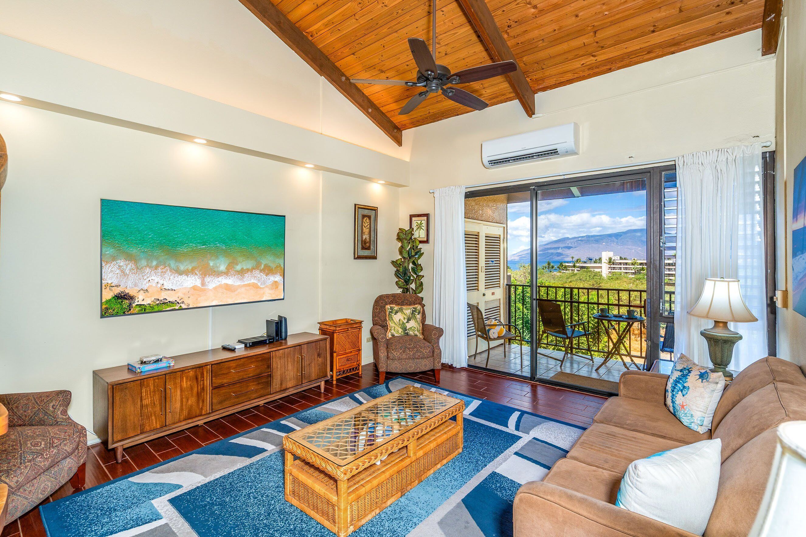 Leilighet, flere senger, terrasse, havutsikt (Kamaole Sands 4-407) | Oppholdsområde