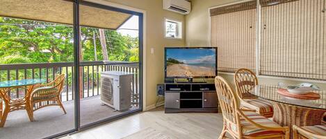 Appartement, meerdere bedden, balkon, uitzicht op oceaan (Kihei Garden Estates C-201) | Interieur