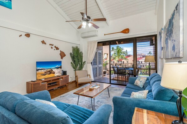 Condo, Multiple Beds, Balcony, Ocean View (Kamaole Sands 7-405) | Living area