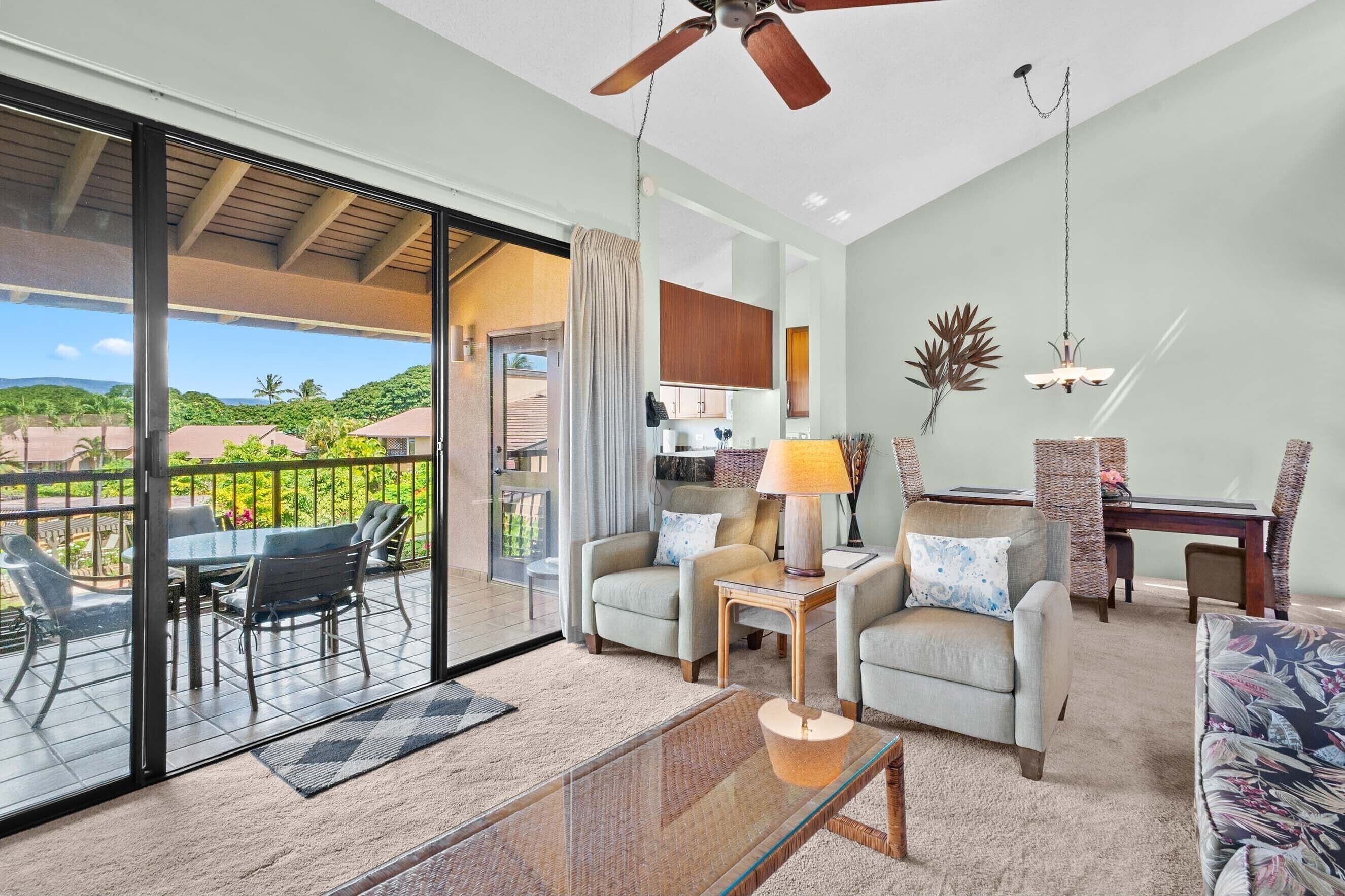 Condo, Multiple Beds, Balcony, Garden View (Wailea Ekahi 45D) | Living area