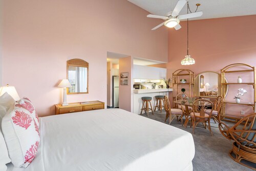 Wailea Ekahi 12D - Budget Friendly Ocean View Studio w/ Lanai, Kitchen, WD, & AC