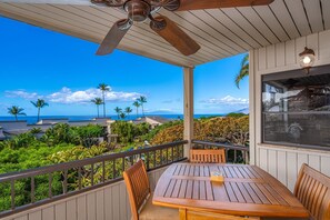 Apartment, 1 King-Bett, Balkon, Meerblick (Wailea Ekolu 407) | Speisen im Freien