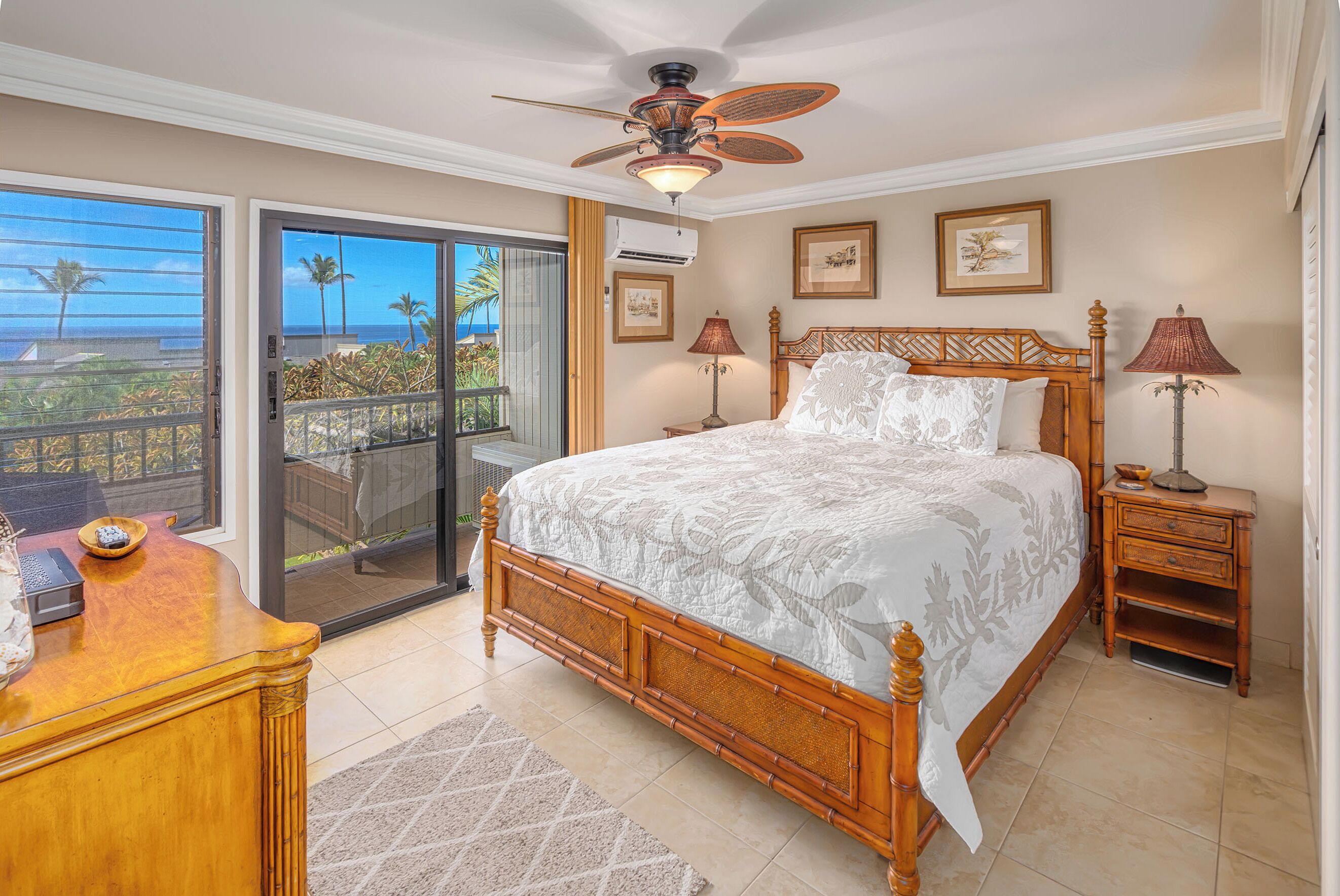 Huoneisto, 1 suuri parisänky, parveke, valtamerinäköala (Wailea Ekolu 407) | 1 makuuhuone, yksilöllisesti sisustettu, yksilöllisesti kalustettu