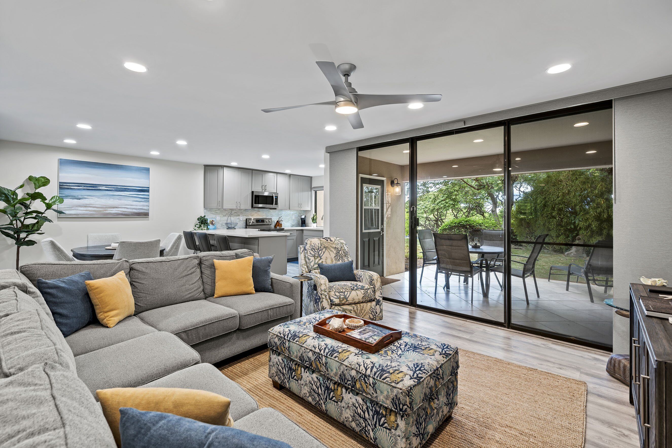 Condo, 1 King Bed with Sofa bed, Balcony, Ocean View (Wailea Ekahi 24B) | Living area