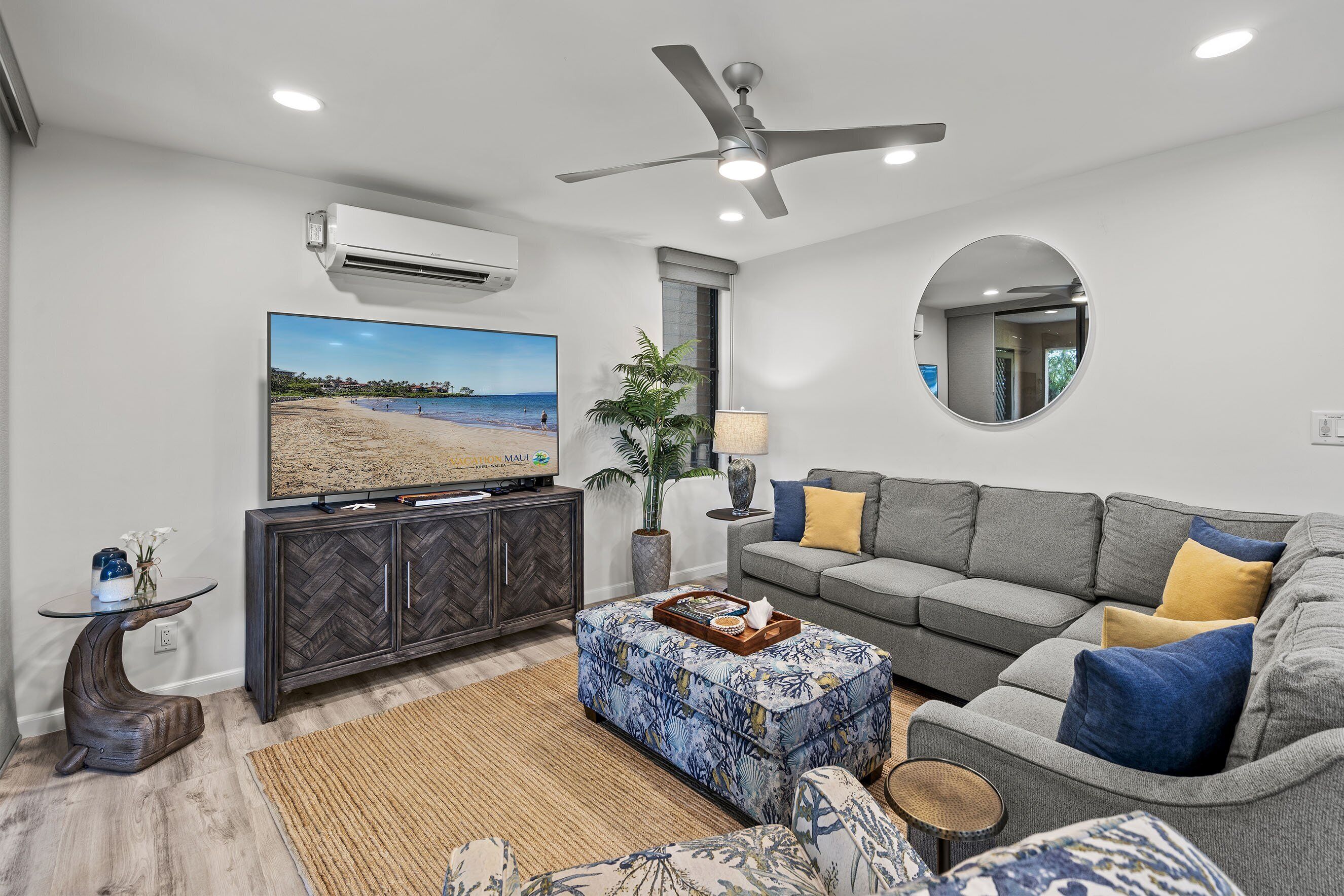 Condo, 1 King Bed with Sofa bed, Balcony, Ocean View (Wailea Ekahi 24B) | Living area