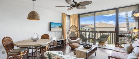 Condo, 1 King Bed with Sofa bed, Balcony, Ocean View (Maui Vista 2-301) | Living area