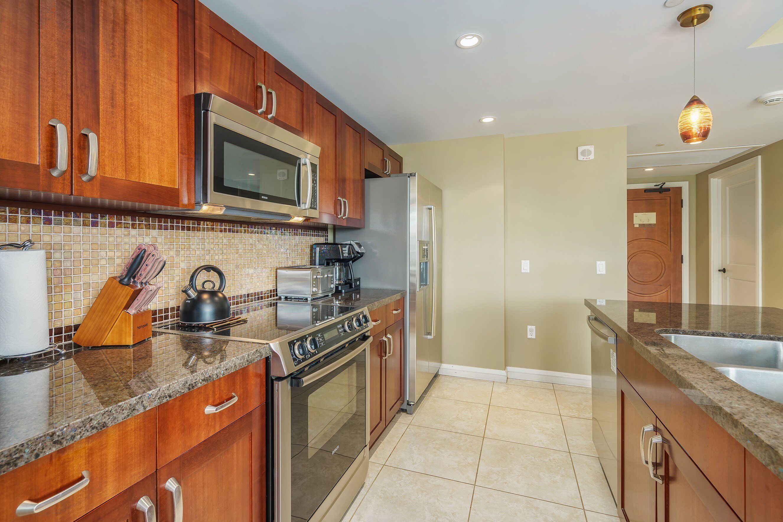 콘도, 침대(여러 개), 발코니, 바다 전망 (Honua Kai Hokulani 934) | 전용 주방 | 커피/티 메이커, 식탁