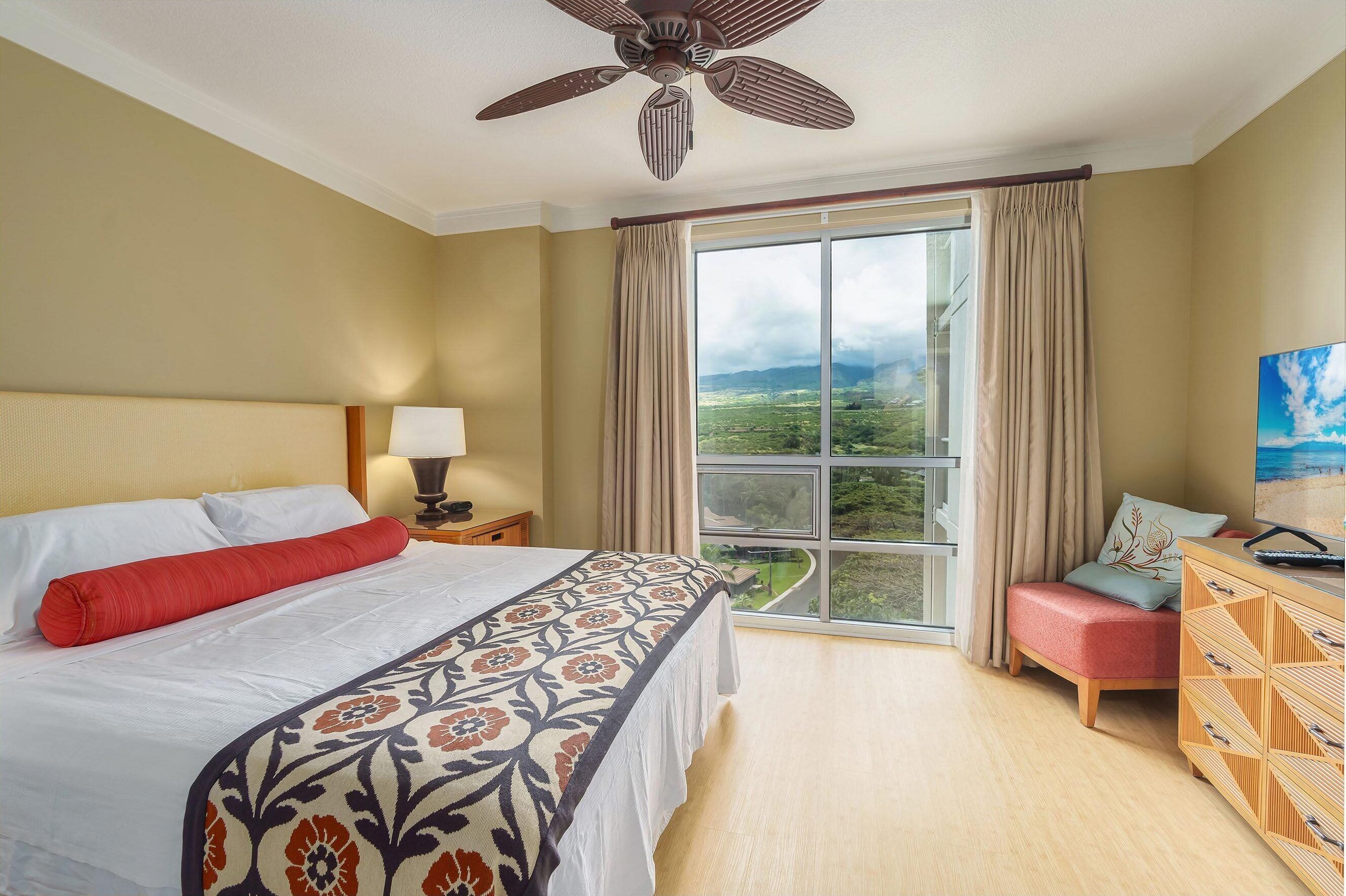 Condo, Multiple Beds, Balcony, Ocean View (Honua Kai Hokulani 934) | 2 bedrooms, individually decorated, individually furnished