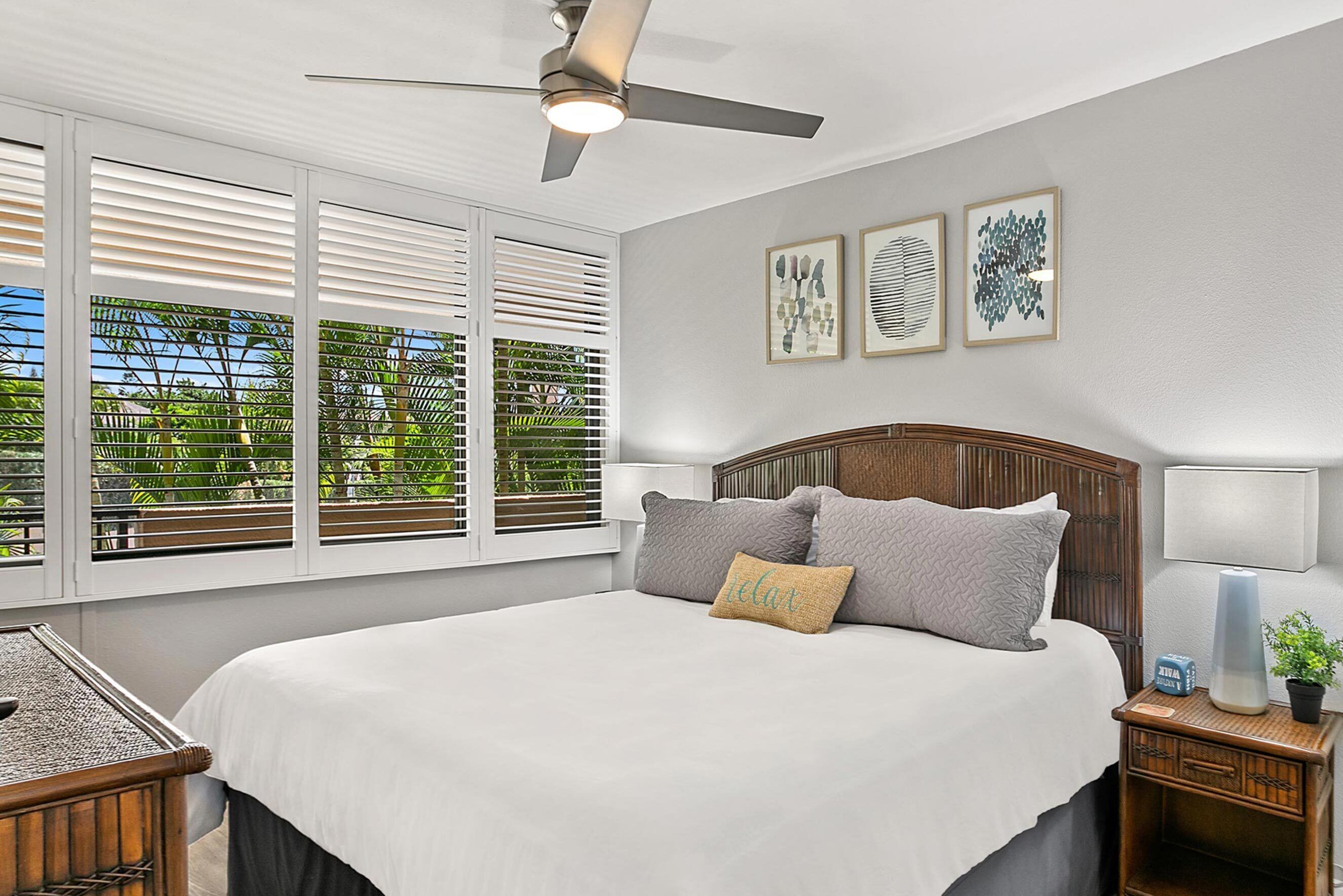 Condo, 1 très grand lit et 1 canapé-lit, balcon, vue sur le jardin (Kamaole Sands 4-213) | 1 chambre, décor unique, ameublement unique, literie fournie