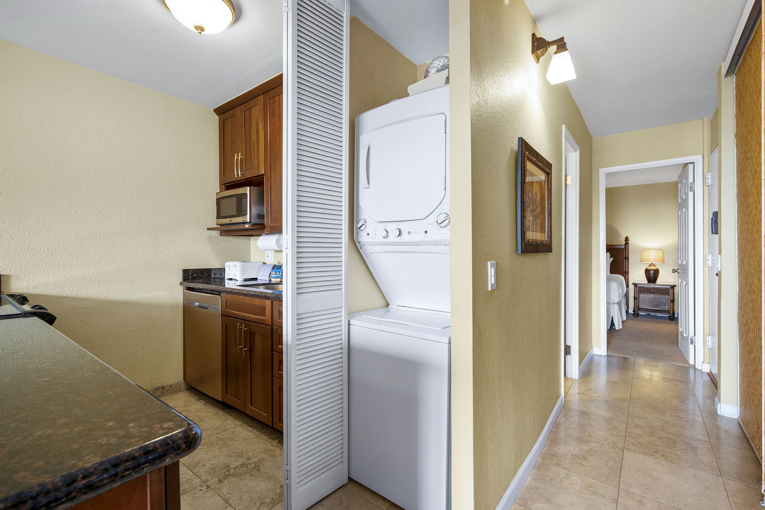 Condo, 1 cama Queen size y sofá cama, balcón, vista al océano (Maui Vista 1-308) | Lavandería