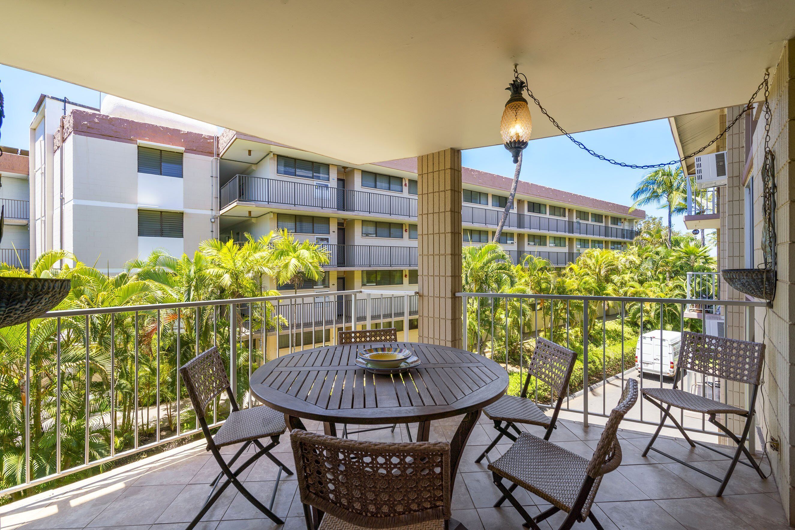 Appartement, Meerdere bedden, balkon, uitzicht op zee (Haleakala Shores A-308) | Buiten dineren