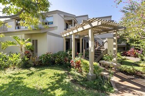 Exterior - Wailea Ekolu 1514 - Ocean Views, Private Lanais, Spacious 2-story in Beautiful Wailea (Kihei)
