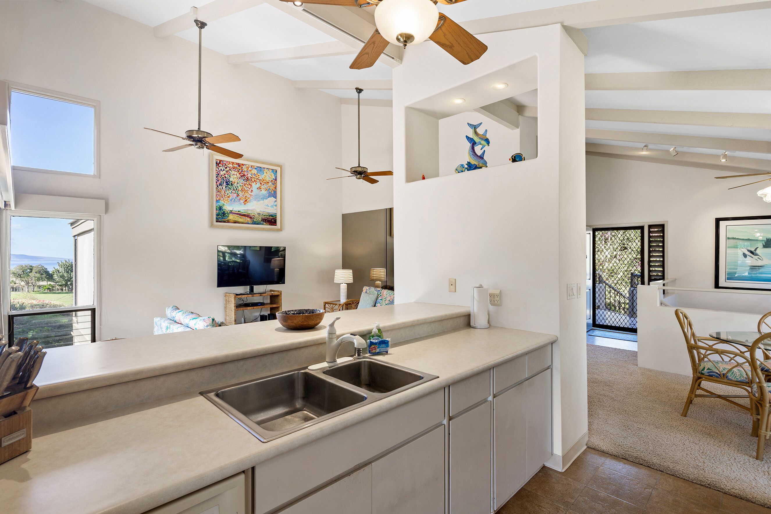 Condo, Multiple Beds, Balcony, Ocean View (Wailea Ekolu 1514) | Interior