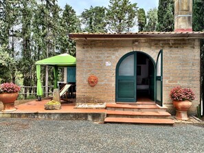 Exterior - Unabhängiges Zimmer im Garten in der Nähe des Meeres by Interhome (Castiglione della Pescaia)