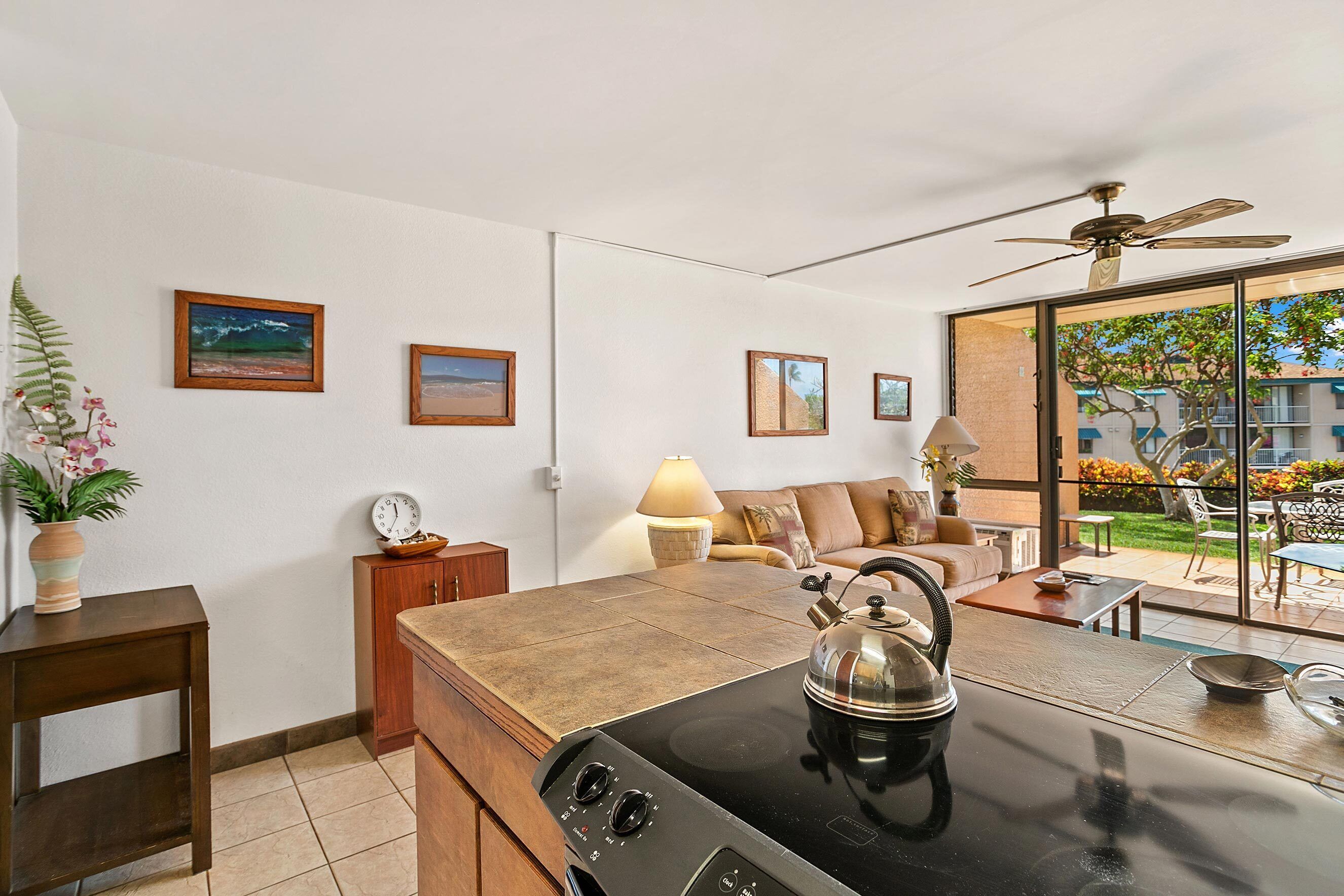 Condo, 1 Queen Bed with Sofa bed, Balcony, Ocean View (Maui Vista 3-102) | Interior