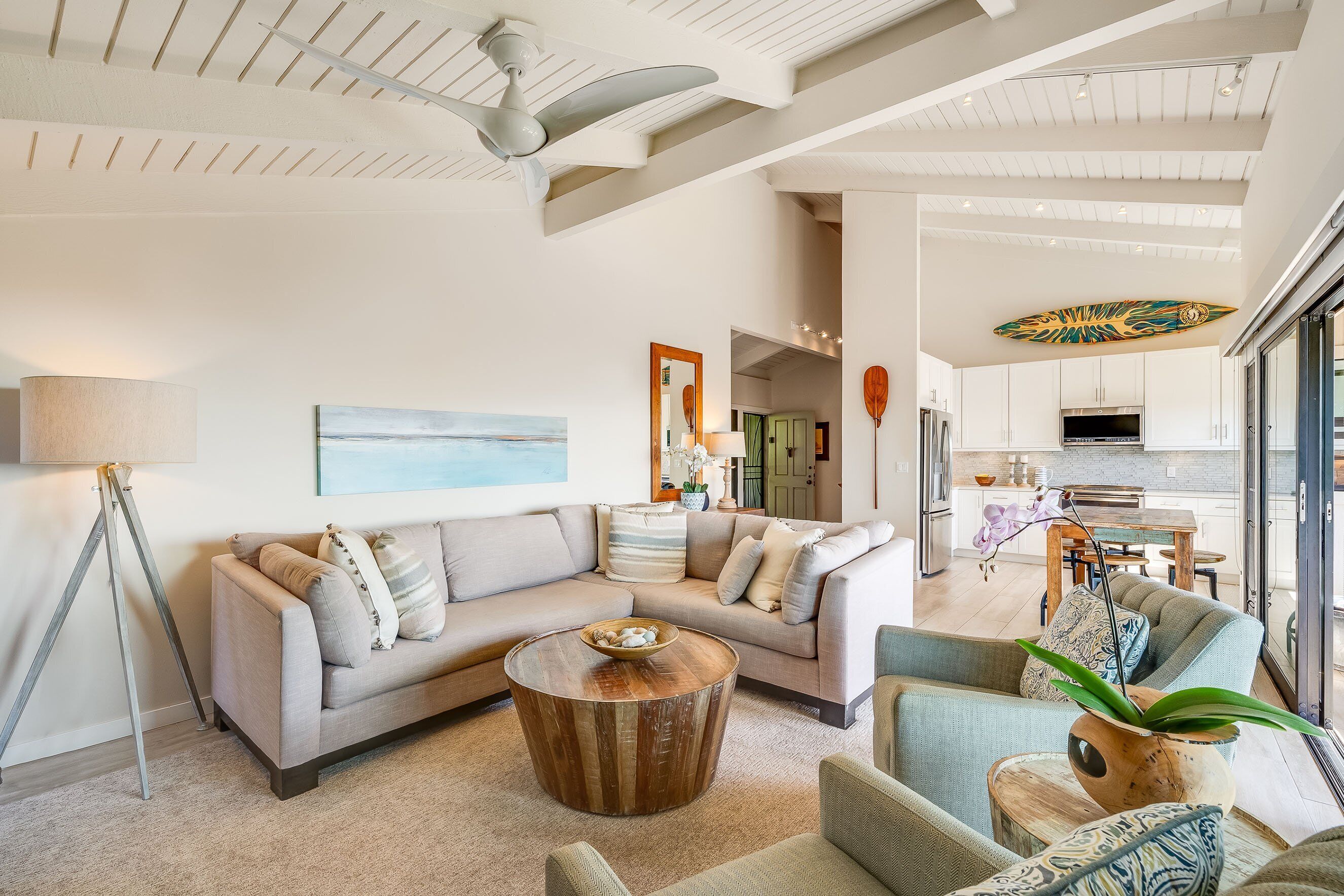 Condo, 2 Queen Beds, Balcony, Ocean View (Wailea Ekolu 102) | Living area