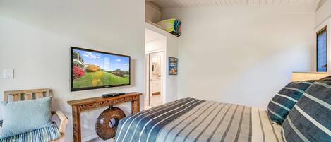 Condo, 2 Queen Beds, Balcony, Ocean View (Wailea Ekolu 102) | 2 bedrooms, individually decorated, individually furnished, bed sheets