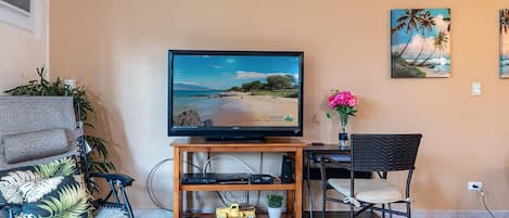 Condo, 1 King Bed with Sofa bed, Balcony, Garden View (Kamaole Sands 2-204) | Living area