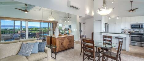 Condo, Multiple Beds, Balcony, Ocean View (Wailea Ekolu 310) | Living area