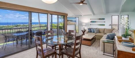 Condo, nhiều giường, ban công, quang cảnh biển (Wailea Ekolu 310) | Khu phòng khách