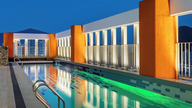 Piscine sur le toit