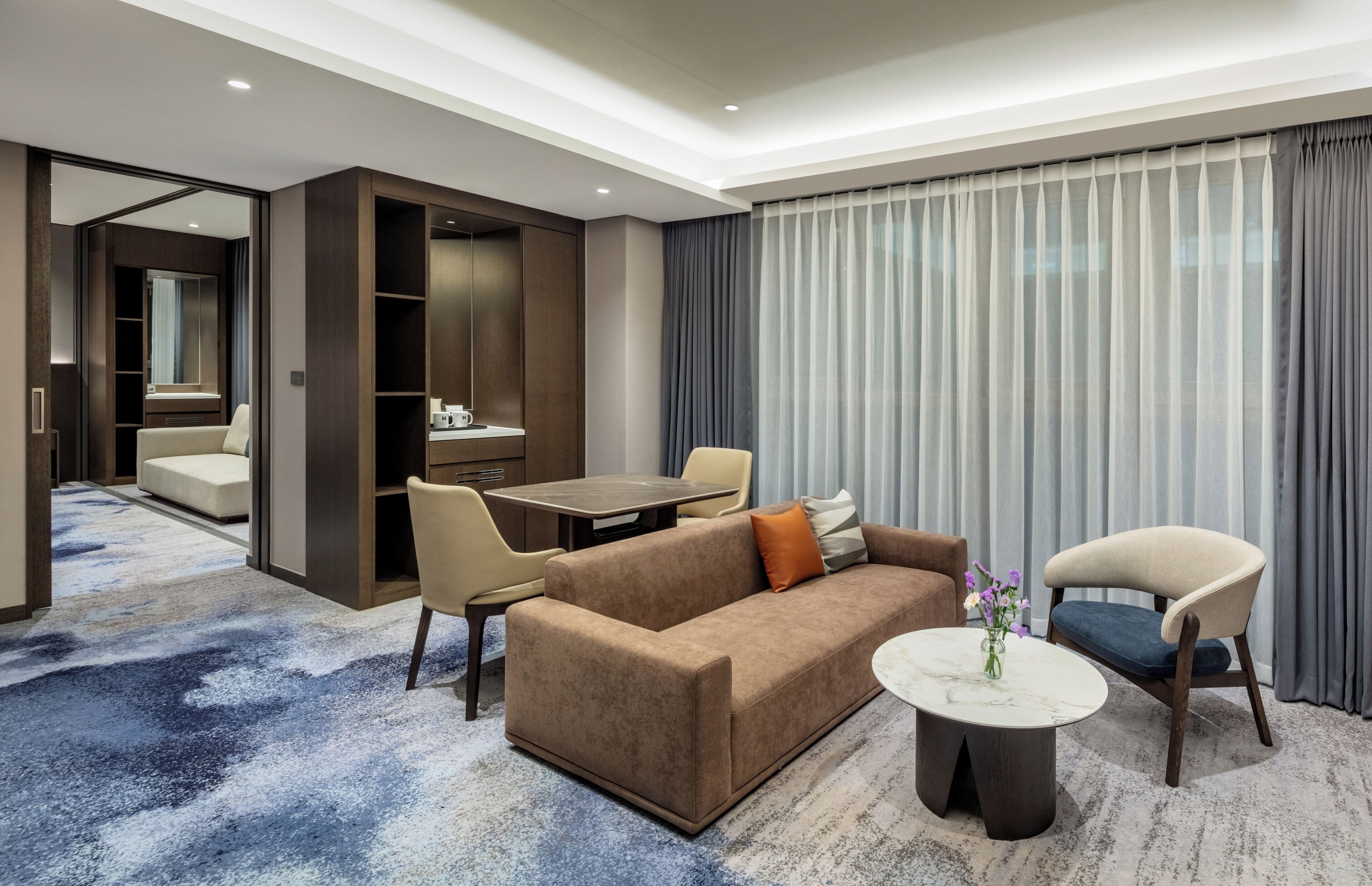 Suite, 1 King Bed