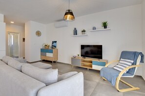 TV - Apartment Barbara (74235-A1) - Medulin (Medulin)