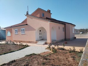 Exterior - House Lakvere (74253-K1) - Pula (Pula)