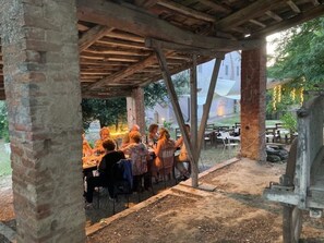 Outdoor dining - Rustikale Wohnung mit Swimmingpool in den Hügeln der Toskana by Interhome (Peccioli)