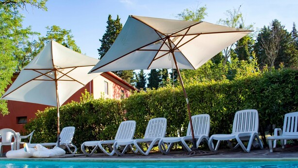 Pool - Rustikale Wohnung mit Swimmingpool in den Hügeln der Toskana by Interhome (Peccioli)