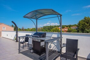 Outdoor dining - Apartment Jagoda (74268-K1) - Medulin (Medulin)