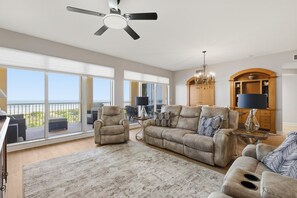 House, Multiple Beds (Z-Minorca Andros 402) | Living area - Z-minorca Andros 402 (New Smyrna Beach)