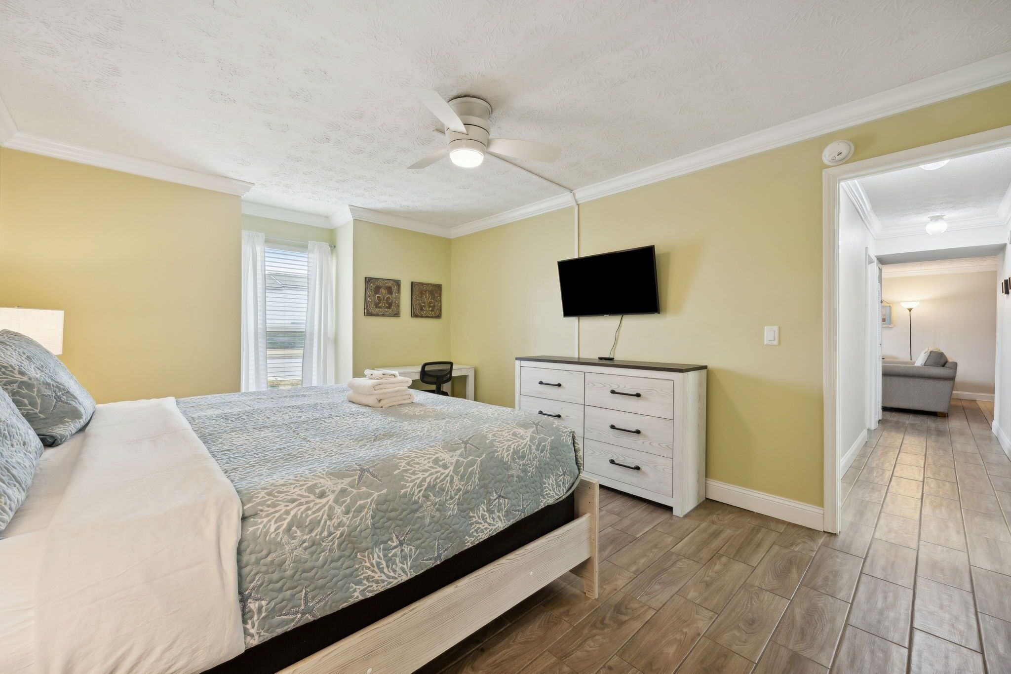 Desk, iron/ironing board, free WiFi, bed sheets