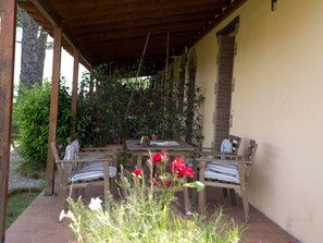 Outdoor dining - Bauernhof Poggio Pistolese by Interhome (Castelfalfi)