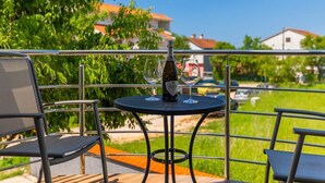Property grounds - Villa Lara 1 (74282-K1) - Liznjan (Liznjan)