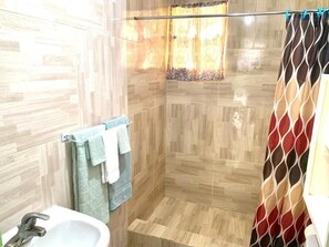 Bathroom - Dover Beach Tiny House (Christ Church)